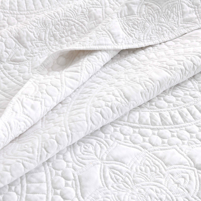 Textured Jacquard Blanco Zio 3pc Coverlet Set in White by Renee Taylor | Beautiful Oversized Coverlet | 3 Sizes